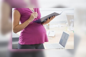 может ли работодатель уволить беременную женщину