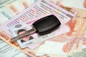 Какие документы нужны при замене водительского удостоверения на территории РФ: законодательство, нюансы процедуры и прочее
