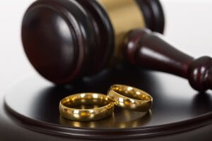Причины, процедура и последствия признания брака недействительным