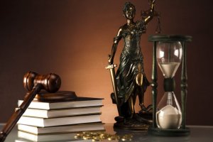Общее право и право справедливости в современном обществе